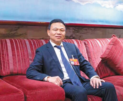 強電網優服務 推動城鄉一體化發展——訪全國人大代表、奧克斯集團有限公司董事長鄭堅江