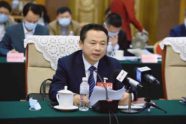 【兩會好聲音】全國人大代表、天能控股董事長張天任：推動《可再生能源法》修訂，保障國家