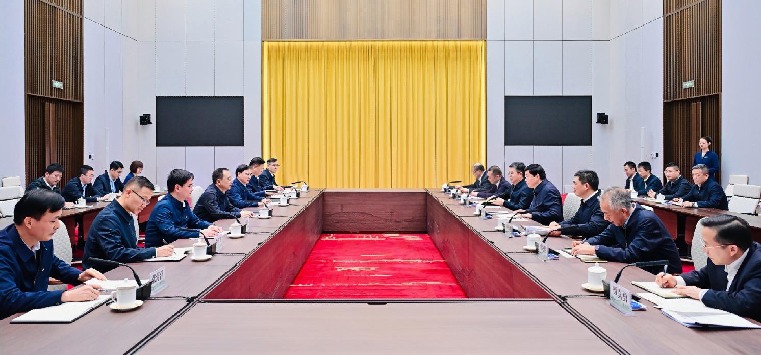 中國大唐集團董事長鄒磊、總經理張傳江與國家電網董事長張智剛、總經理龐驍剛會談